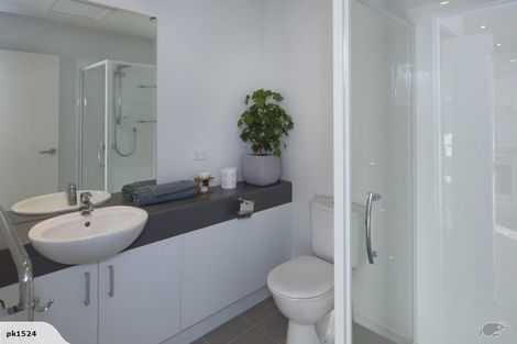 Photo of property in 7e/60 Masons Road, Oteha, Auckland, 0632