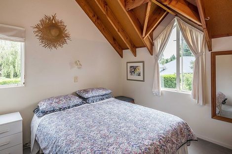 Photo of property in 165 Raumati Road, Raumati Beach, Paraparaumu, 5032