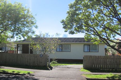 Photo of property in 5 Glucina Place, Glen Eden, Auckland, 0602