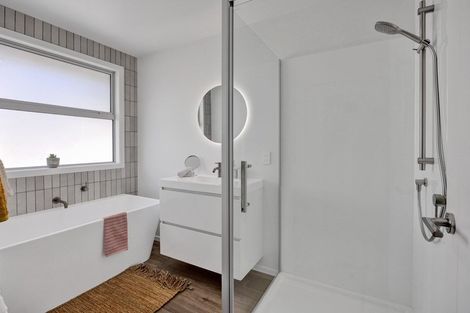 Photo of property in 84b Wallath Road, Westown, New Plymouth, 4310