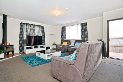 Photo of property in 19 Derby Street, Nawton, Hamilton, 3200