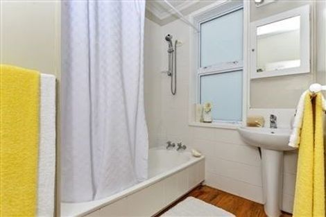 Photo of property in 26 Killarney Avenue, Torbay, Auckland, 0630