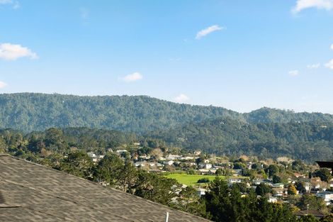Photo of property in 20 Mara Way, Sunnyvale, Auckland, 0612
