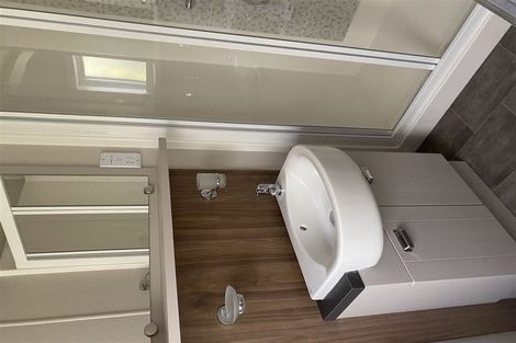 Photo of property in 87b Kaurilands Road, Titirangi, Auckland, 0604