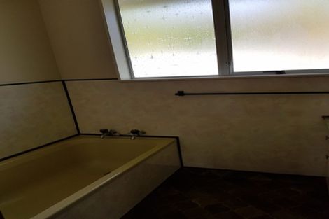 Photo of property in 4a Woodfield Avenue, Roslyn, Palmerston North, 4414