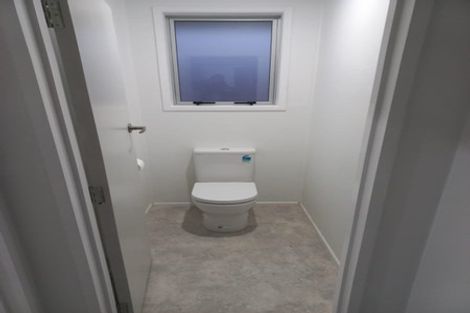 Photo of property in 2/306 Wellington Road, Wainuiomata, Lower Hutt, 5014