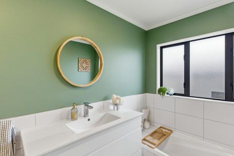 Photo of property in 90 Regent Drive, Paraparaumu Beach, Paraparaumu, 5032