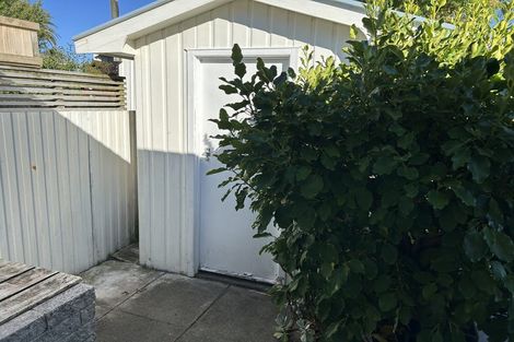Photo of property in 8 Callender Terrace, Paraparaumu Beach, Paraparaumu, 5032