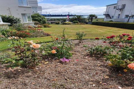 Photo of property in 1-12/48 The Bay Hill, Timaru, 7910