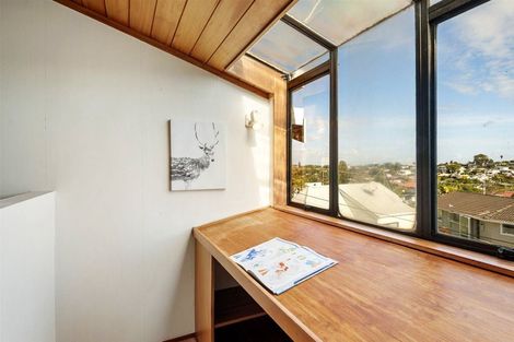 Photo of property in 1/47 Stanley Avenue, Milford, Auckland, 0620