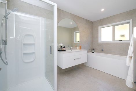 Photo of property in 51 Omarunui Road, Waiohiki, Napier, 4183