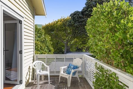 Photo of property in 180a Darlington Road, Miramar, Wellington, 6022