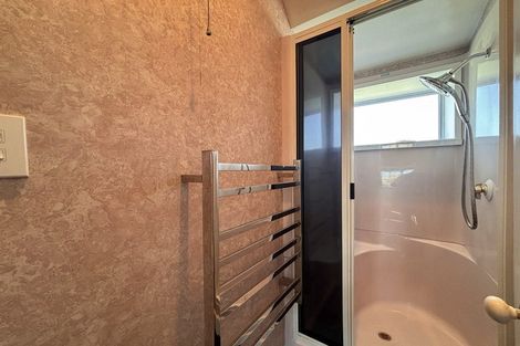 Photo of property in 1/363 Memorial Avenue, Burnside, Christchurch, 8053