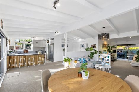 Photo of property in 52 The Circle, Manly, Whangaparaoa, 0930