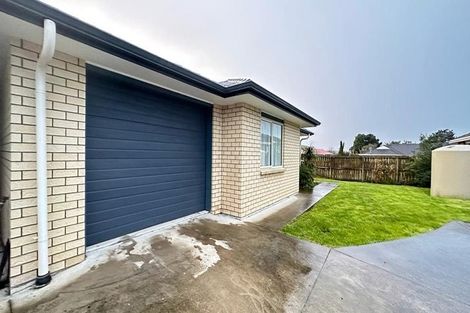 Photo of property in 6 Glen Norman Avenue, Henderson, Auckland, 0610