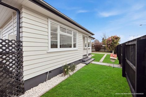 Photo of property in 193 Main North Road, Redwood, Christchurch, 8051