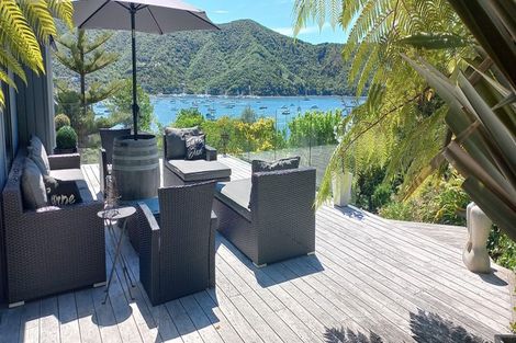 Photo of property in 7 Finlay Grove, Waikawa, Picton, 7220