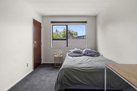 Photo of property in 22 Valerie Street, Clive, 4102