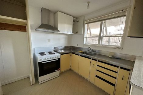 Photo of property in 140a Golf Road, Titirangi, Auckland, 0600