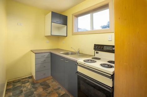 Photo of property in 50a Coopers Road, Dallington, Christchurch, 8061