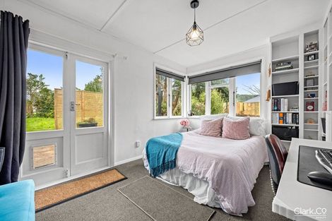 Photo of property in 142 Te Pene Avenue, Titahi Bay, Porirua, 5022