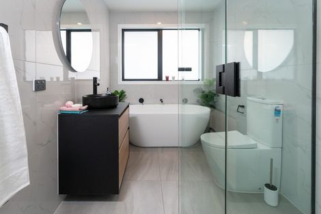 Photo of property in 129a Matatua Road, Raumati Beach, Paraparaumu, 5032