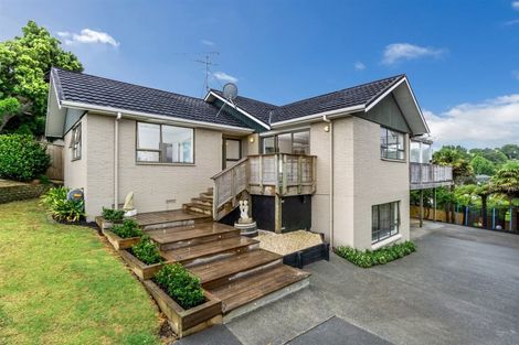 Photo of property in 124 Weatherly Road, Torbay, Auckland, 0630