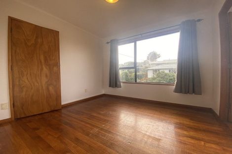 Photo of property in 5 Braemar Terrace, Johnsonville, Wellington, 6037
