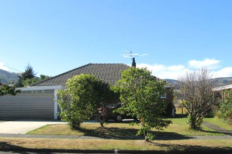 Photo of property in 13 Ngata Grove, Trentham, Upper Hutt, 5018