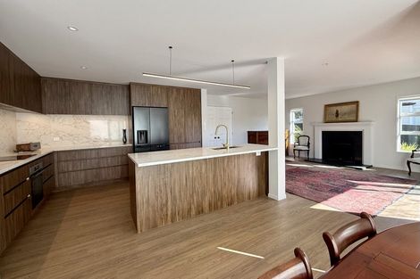 Photo of property in 127 Pah Road, Cockle Bay, Auckland, 2014