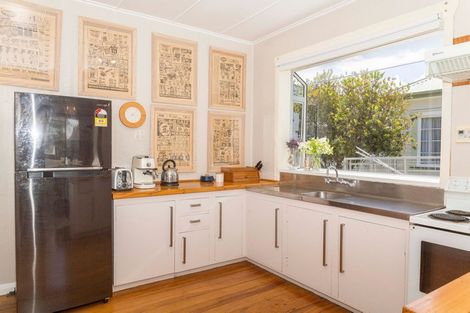 Photo of property in 51 Cole Street, Dannevirke, 4930