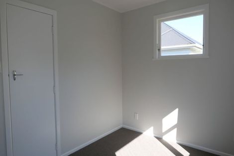 Photo of property in 132 Broderick Road, Johnsonville, Wellington, 6037