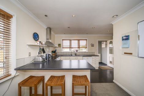 Photo of property in 8 Lambert Street, Marton, 4710