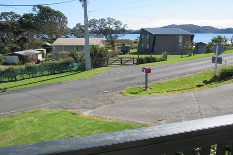 Photo of property in 70 Rapata Road, Oakura, Hikurangi, 0184