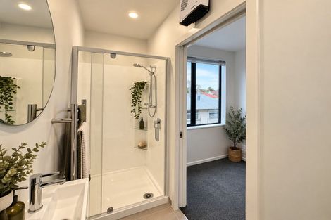 Photo of property in 4/30 Frederick Street, Waltham, Christchurch, 8011