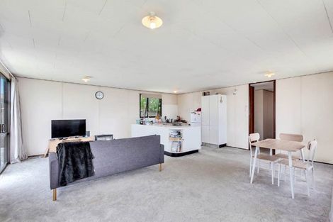 Photo of property in 39 Dellwood Avenue, Henderson, Auckland, 0612