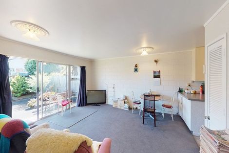 Photo of property in 3/82 Porchester Road, Papakura, 2110