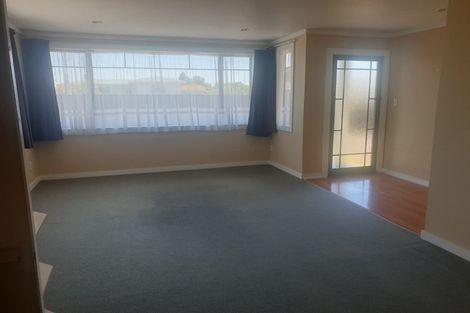 Photo of property in 15 Meeanee Road, Taradale, Napier, 4112