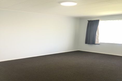 Photo of property in 55 Sikkim Crescent, Clover Park, Auckland, 2019