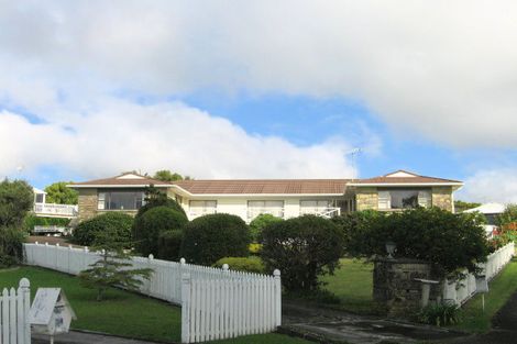 Photo of property in 37 Rushden Terrace, Red Beach, 0932