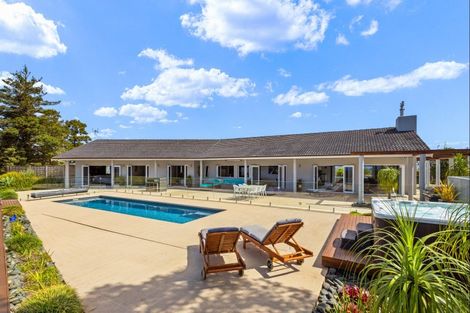 Photo of property in 298 Mahurangi West Road, Puhoi, Warkworth, 0983