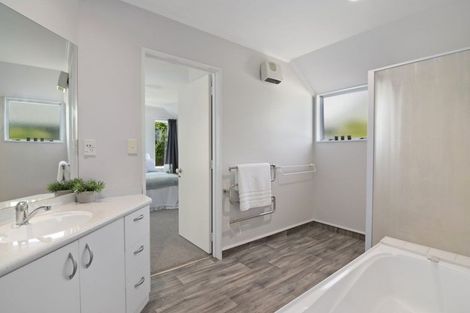 Photo of property in 430 Suffolk Road, Stoke, Nelson, 7011