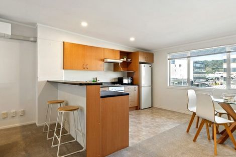 Photo of property in 17/3 Kelvin Grove, Te Aro, Wellington, 6011