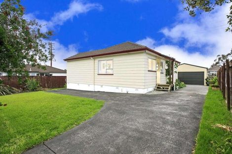Photo of property in 37 Meadowood Drive, Unsworth Heights, Auckland, 0632
