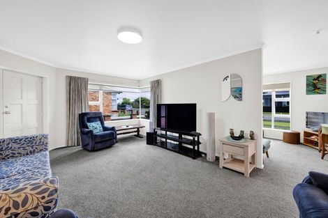 Photo of property in 11 Grey Street, Hawera, 4610