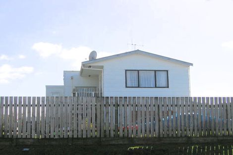 Photo of property in 35a Simpson Road, Papamoa Beach, Papamoa, 3118