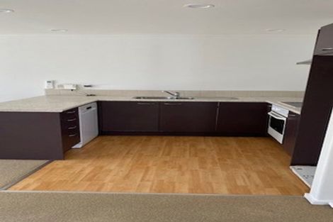 Photo of property in 43 Kittiwake Drive, Schnapper Rock, Auckland, 0632