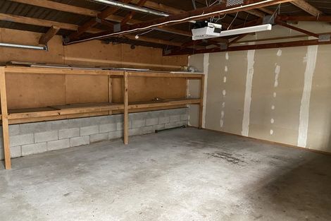 Photo of property in 98 Hillsborough Road, Hillsborough, Auckland, 1042