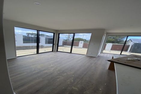 Photo of property in 36d Eastern Beach Road, Bucklands Beach, Auckland, 2012