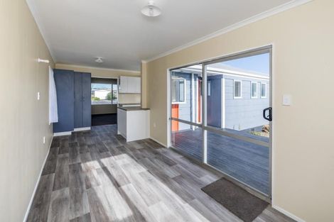 Photo of property in 3 Heather Street, Levin, 5510